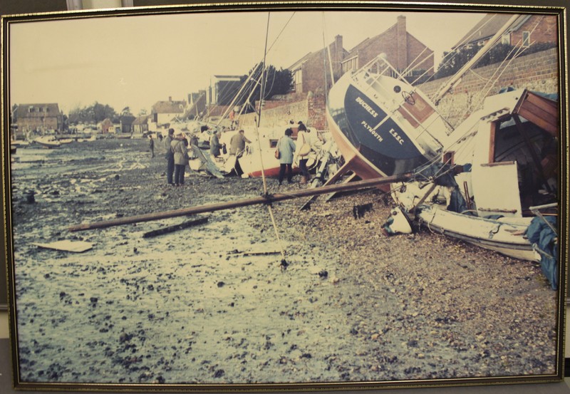 Slipper Mill Pond, western channel, showing the house berths. Colour