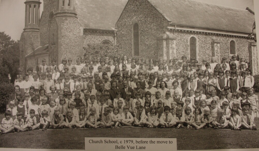 EMHT988.2.JPG