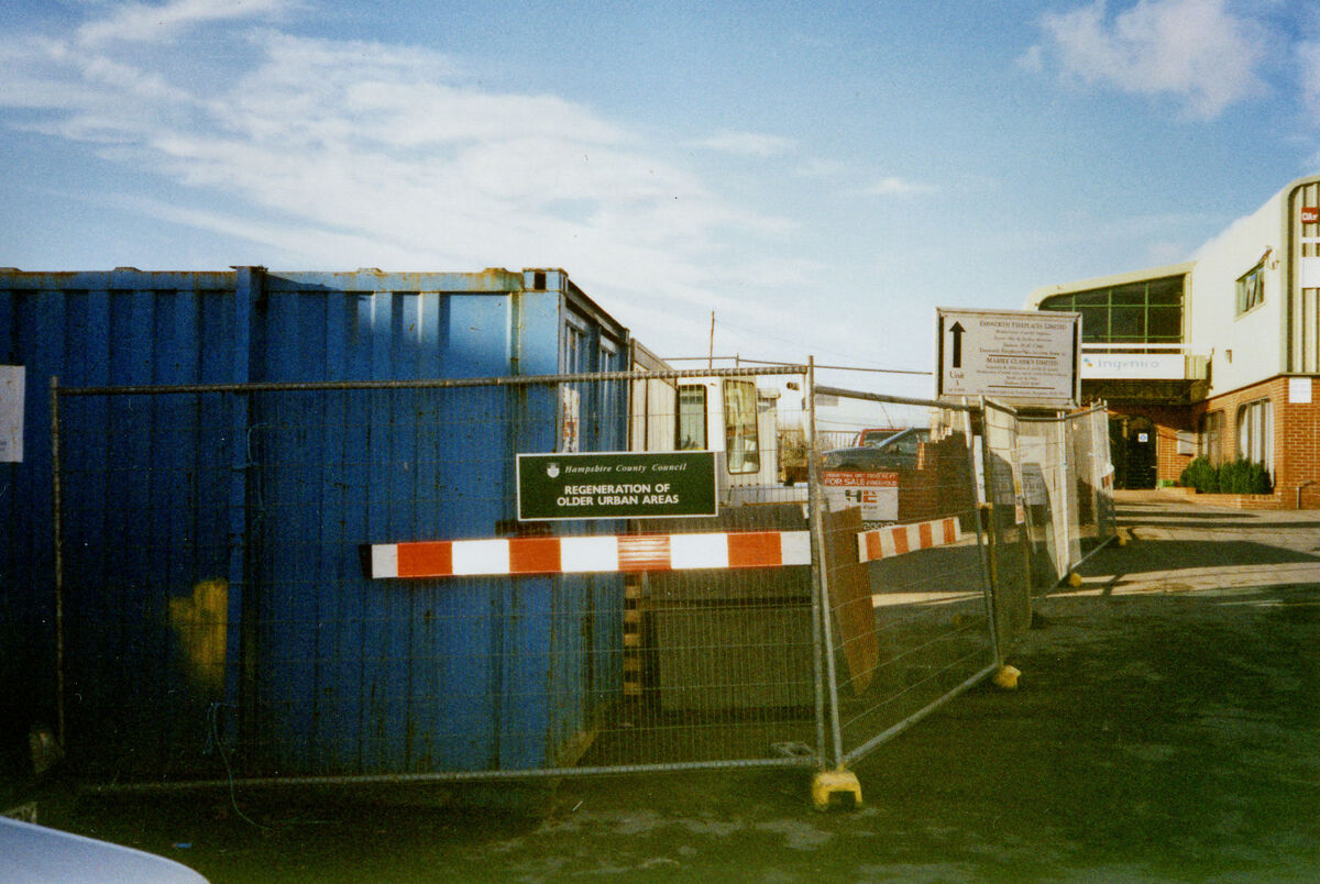 ACQ1013-3-2.jpg