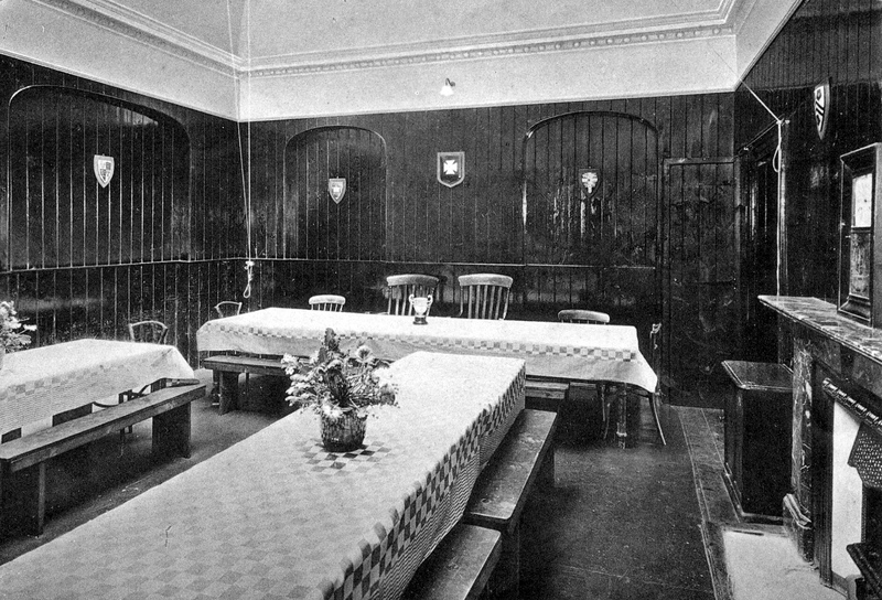 Emsworth House003.jpg Emsworth House003.jpg