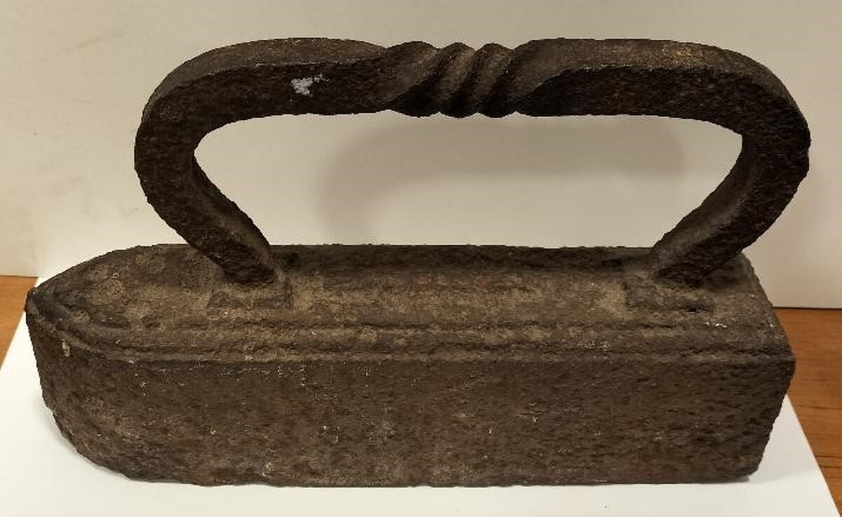 EMHT616.9.jpg