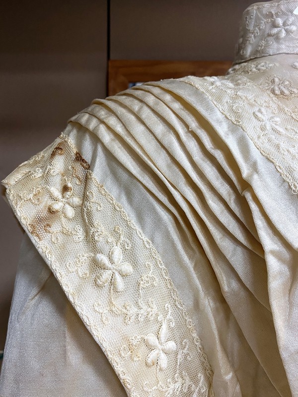 Tatchell Wedding Dress 3.JPG