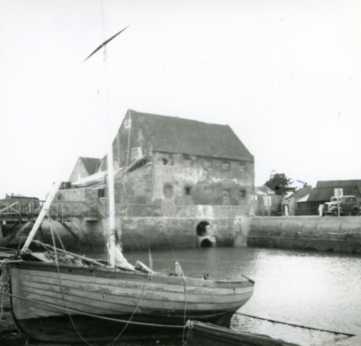 ACQ863-2-6.jpg
