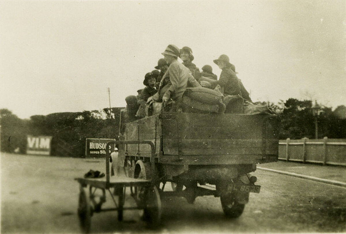 ACQ805-9-8.jpg