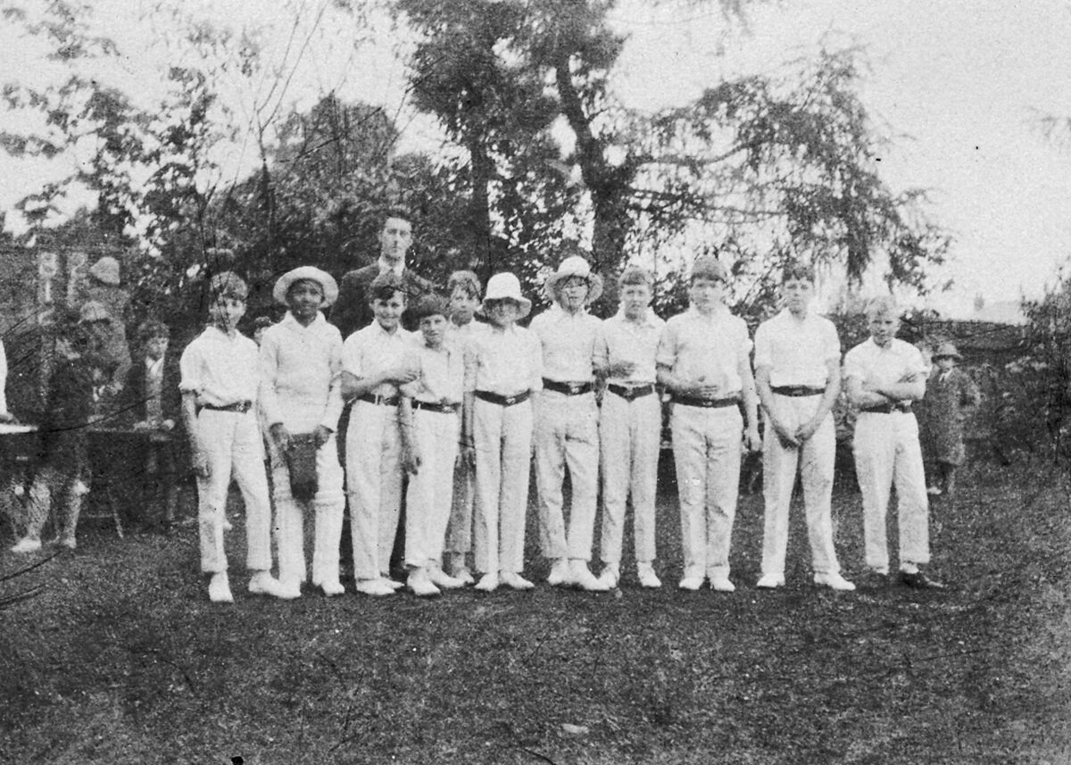 ACQ584-3-2.jpg