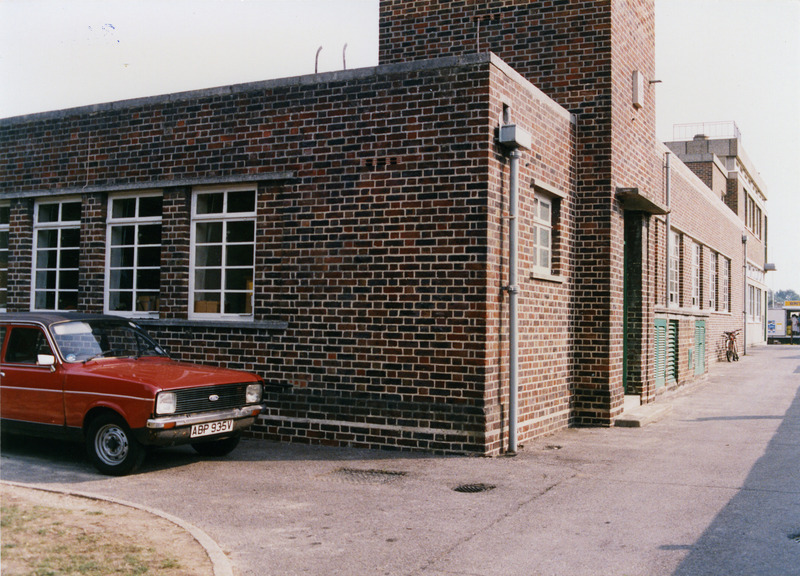 ACQ364-1-1.jpg